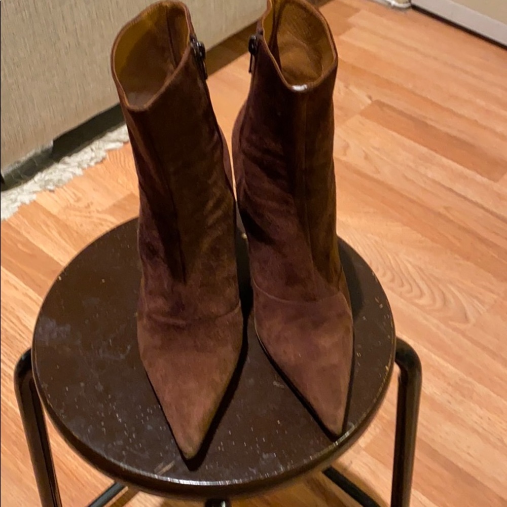 Alexander Zar ankle boots